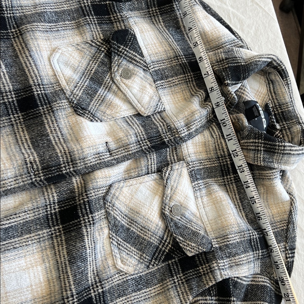 RSQ neutral color shacket relaxed fit plaid medium flannel pockets - Picture 11 of 11